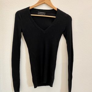 Club Monaco black V nack knit